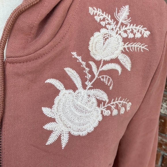 Solitaire Pink Floral Embroidered Hooded Cinched Jacket Women's Size Small - Picture 3 of 9